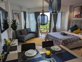 Dominiks Stylish Resort Gem Ocean View Pool Queen Bed at Tambuli 8 Floor Fast Wifi